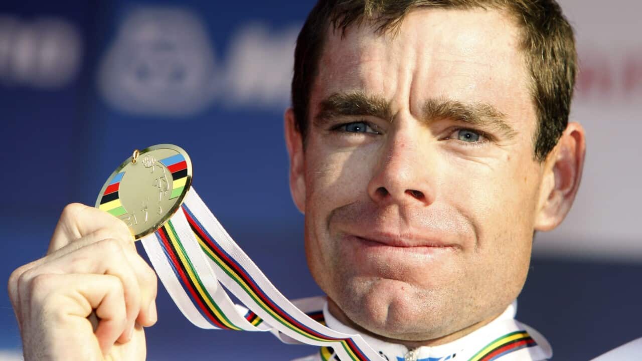 Cadel Evans wins the men's 2009 UCI Road World Championships