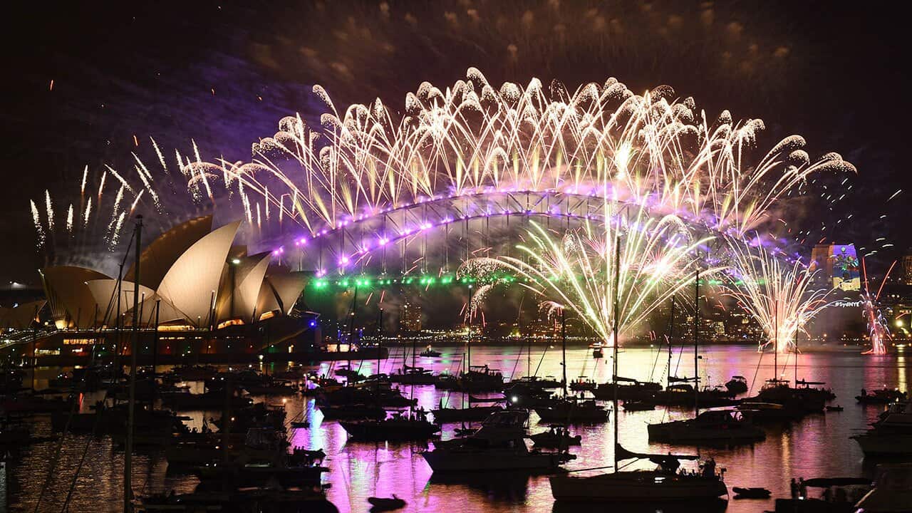 A scene of the fireworks on New Year's Eve in Sydney, 2016. 