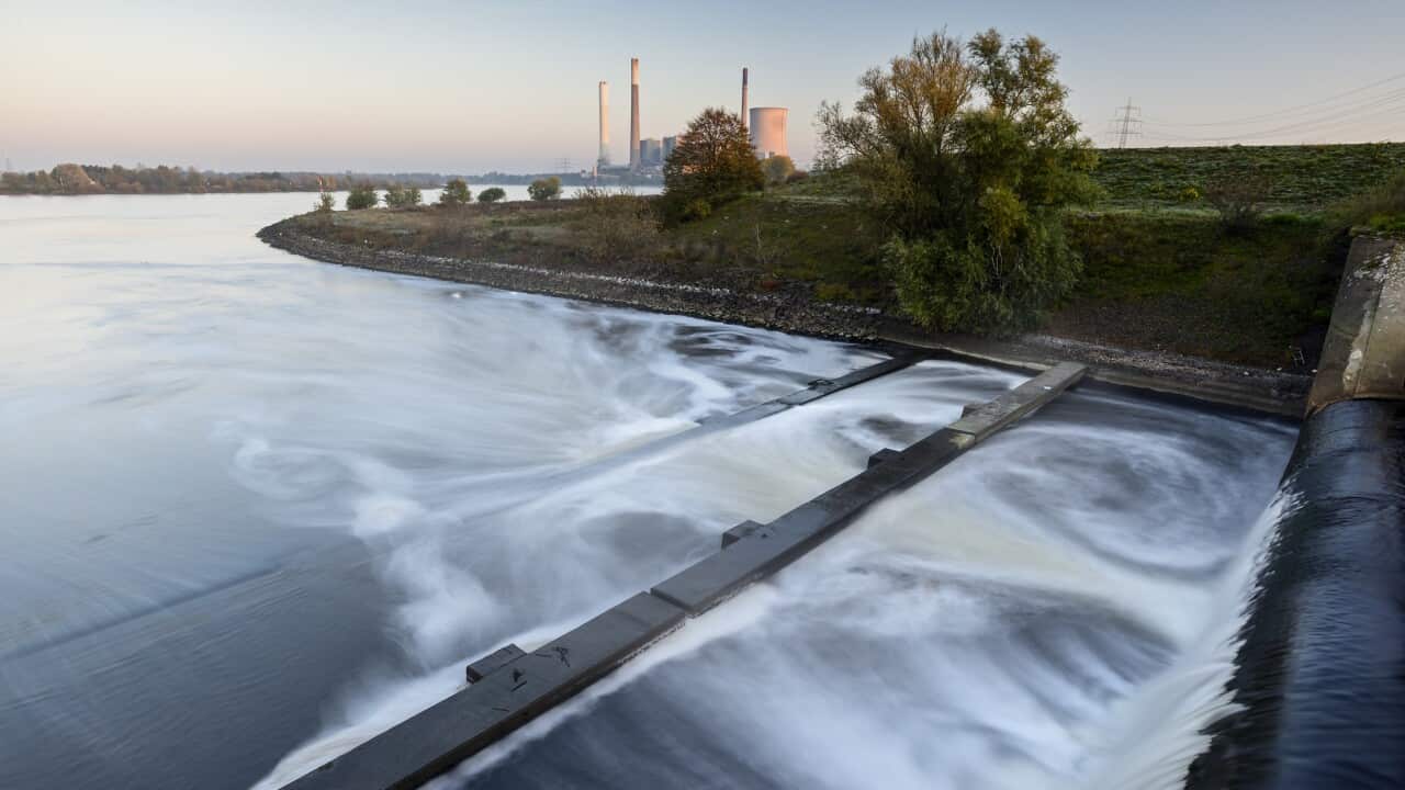 Emscher, mouth into the Rhine, at sunrise, long exposure, Dinslaken, Lower Rhine, Ruhr area, North Rhine-Westphalia, Germany, Europe