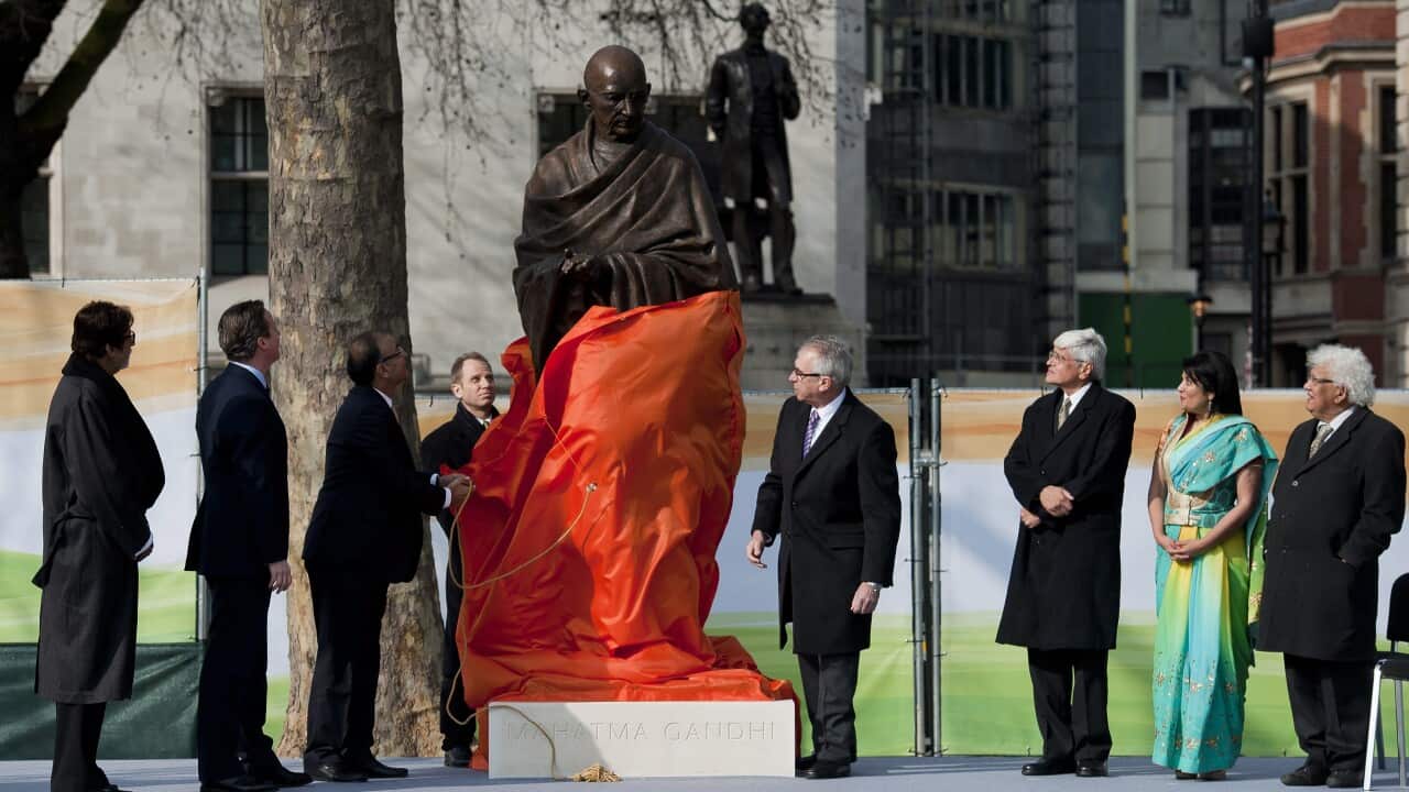 Statue of Gandhi unveiled in London