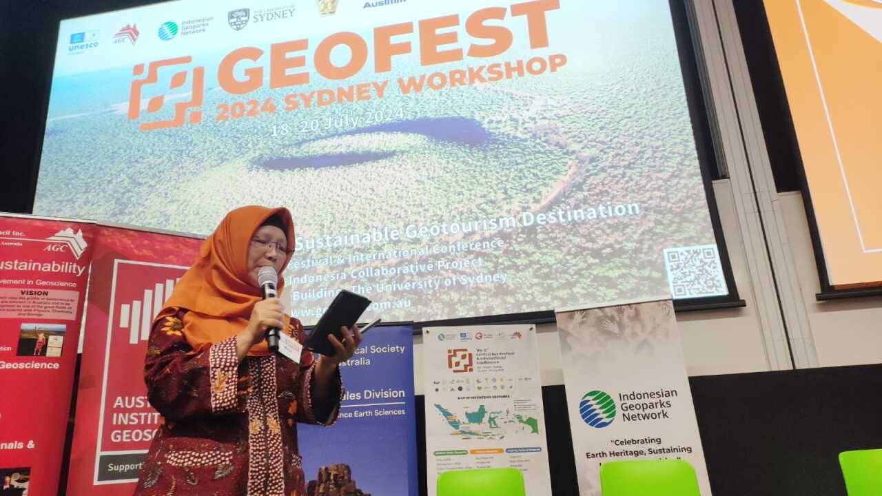PROF MEGA ROSANA - Female Indo Geologist