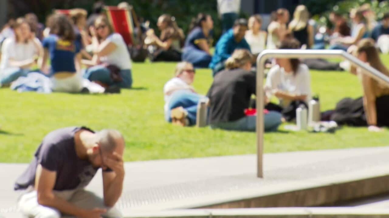 Gli studenti internazionali a cui viene rifiutato il visto non potranno più presentare ricorso con un'udienza in cui sono presenti di persona.

