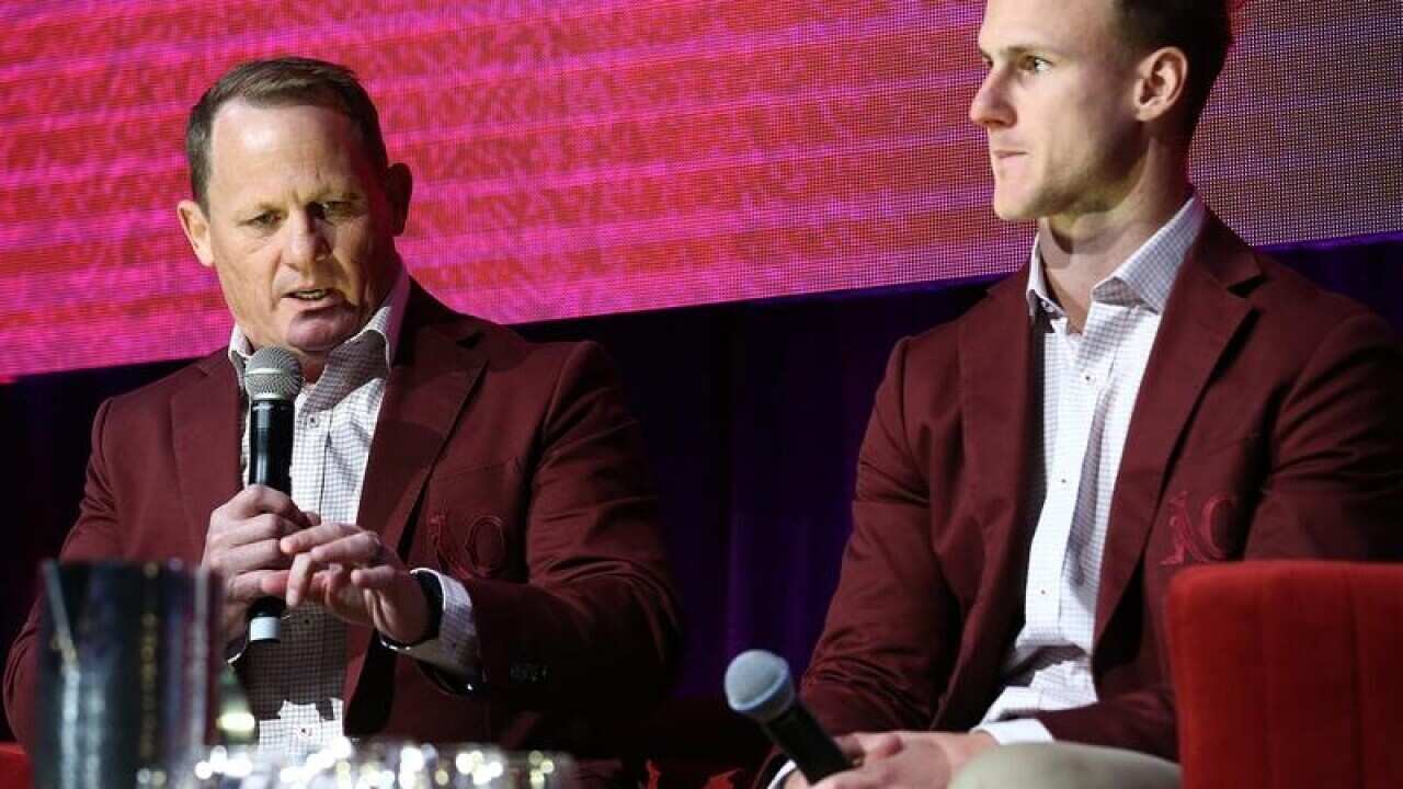 Daly Cherry-Evans (R)