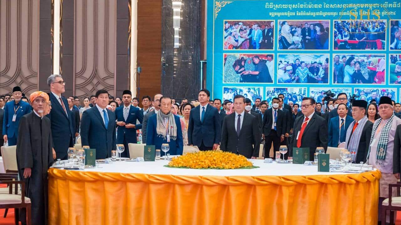Cambodia PM joins ramadan dinner _SHS Media.jpg