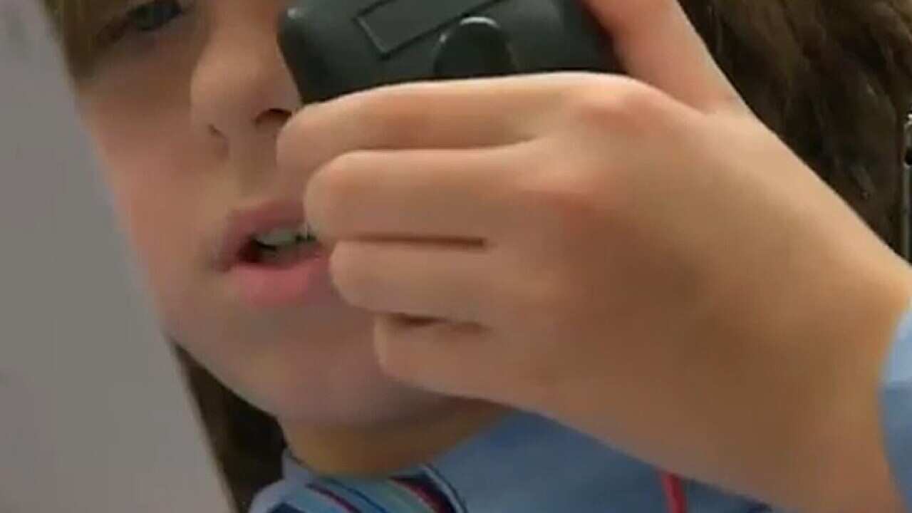 Italian_astronaut_SBS_130731_743791661