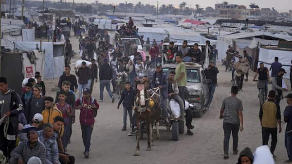Aid operations in Gaza suspended image