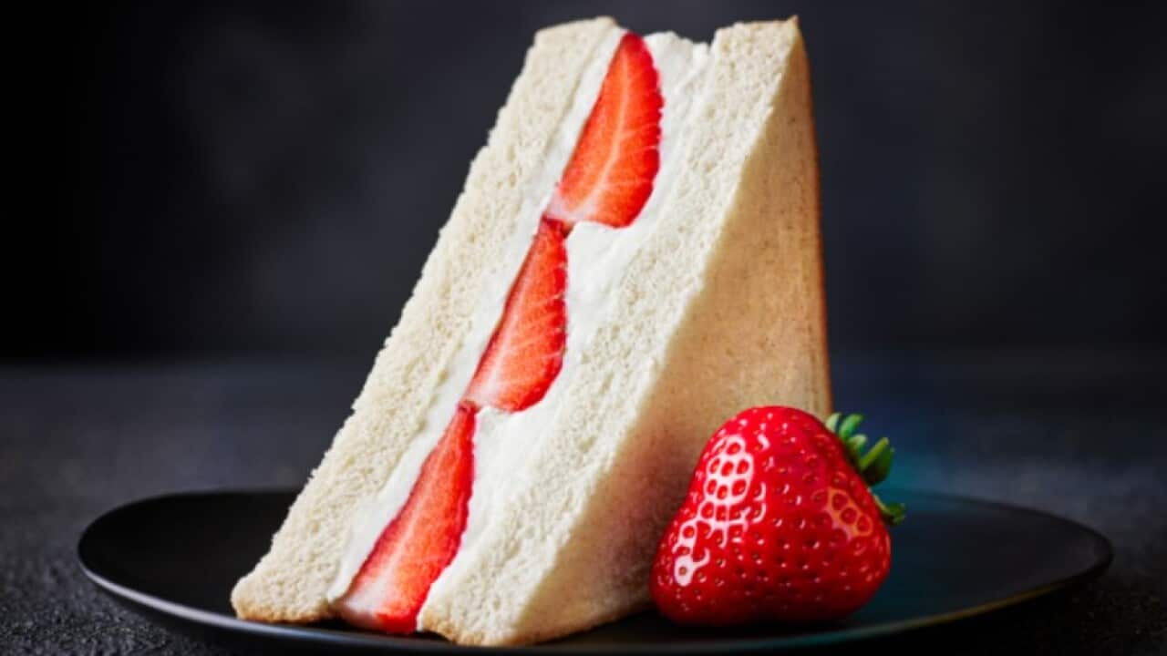 M&S Red Diamond Strawberry & Creme Sandwich
