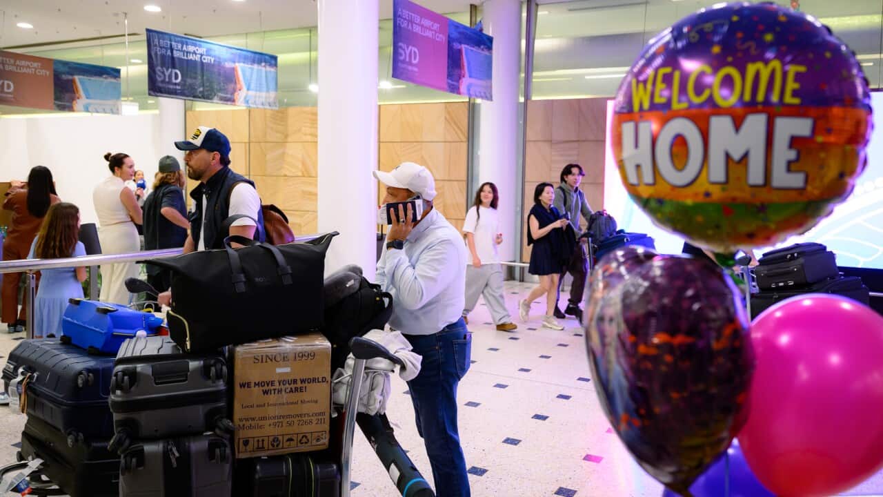 FIRST MIDDLE EAST FLIGHT AUSTRALIA RETURN