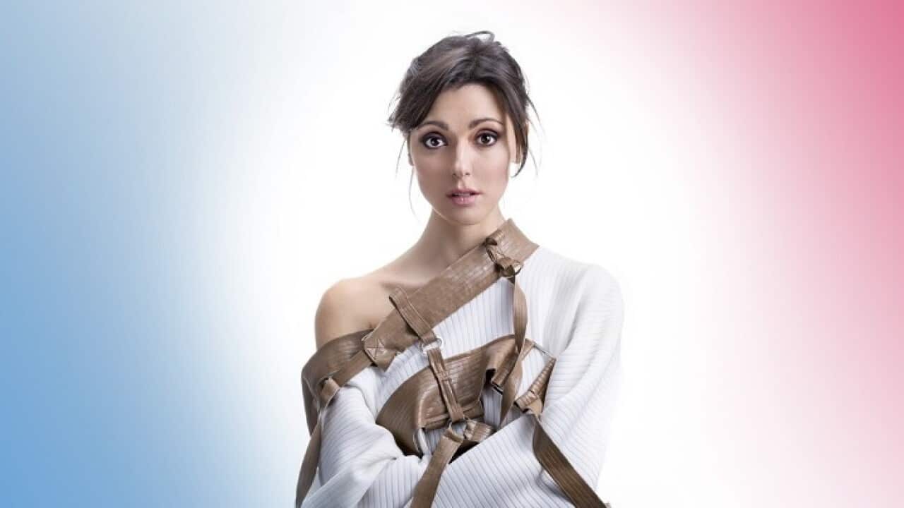 Simona Molinari è nata a Napoli nel 1983