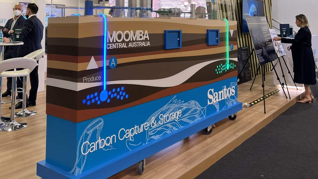 Australia criticised over prominence of fossil fuel company display at COP26 stall