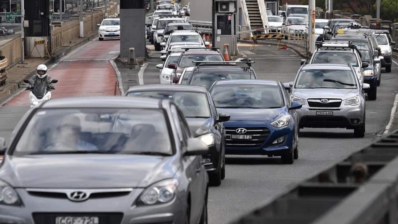 Traffic on the Sydney Harbour Bridge