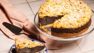 German poppy seed cake (Mohnkuchen)