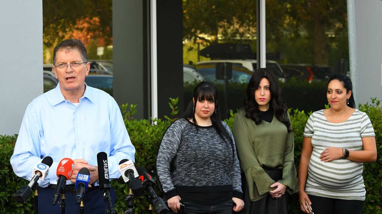 Former Vic Premier Ted Baillieu and sisters Dassi Erlich, Nicole Meyer and Elly Sapper