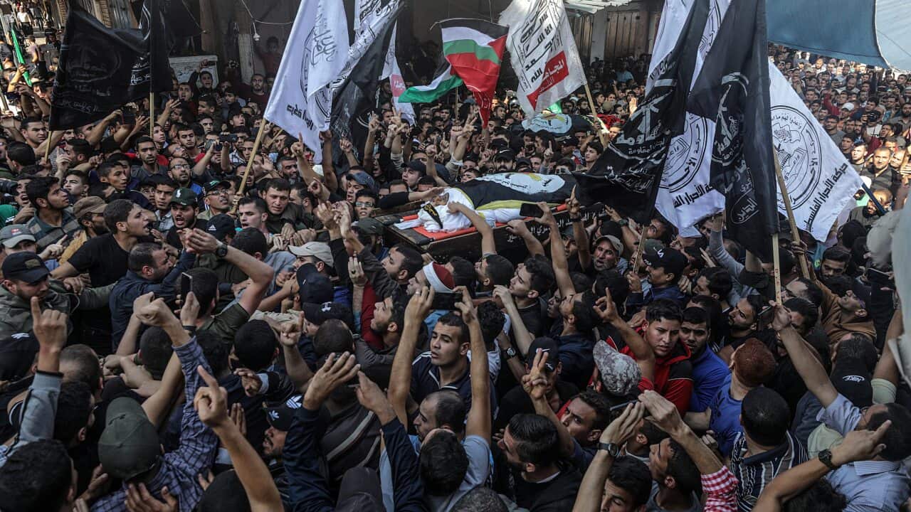 Palestinians carry the body of Islamic Jihad commander, Bahaa Abu el-Ata during his funeral in the east of Gaza City, 12 November 2019.  Abu el-Ata was killed with his wife after Israeli strike his home eastern Gaza.