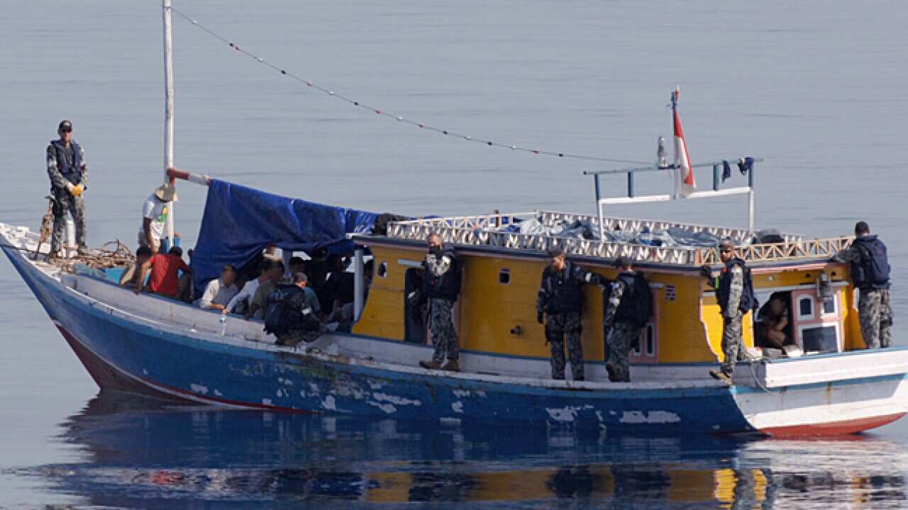 boat_asylum_seekers_L_110610_aap_1172611805