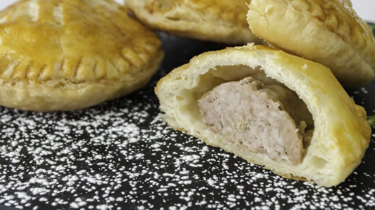 Hot meat pies