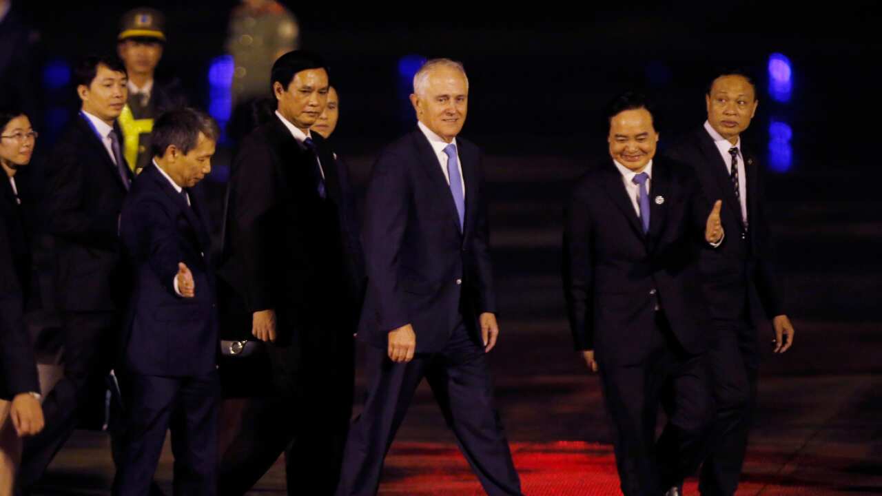 Malcolm Turnbull arrives in Vietnam ahead of the 25th Asia-Pacific Economic Cooperation summit APEC.