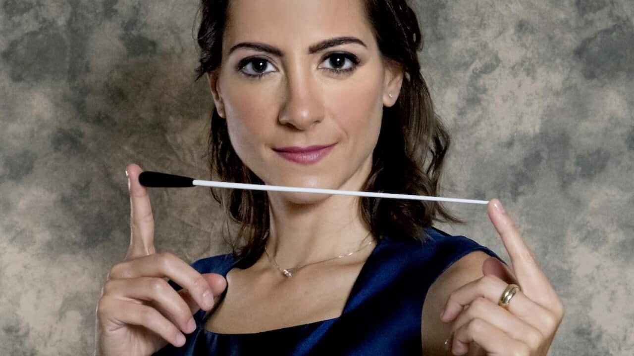 La direttrice d'orchestra Clelia Cafiero.