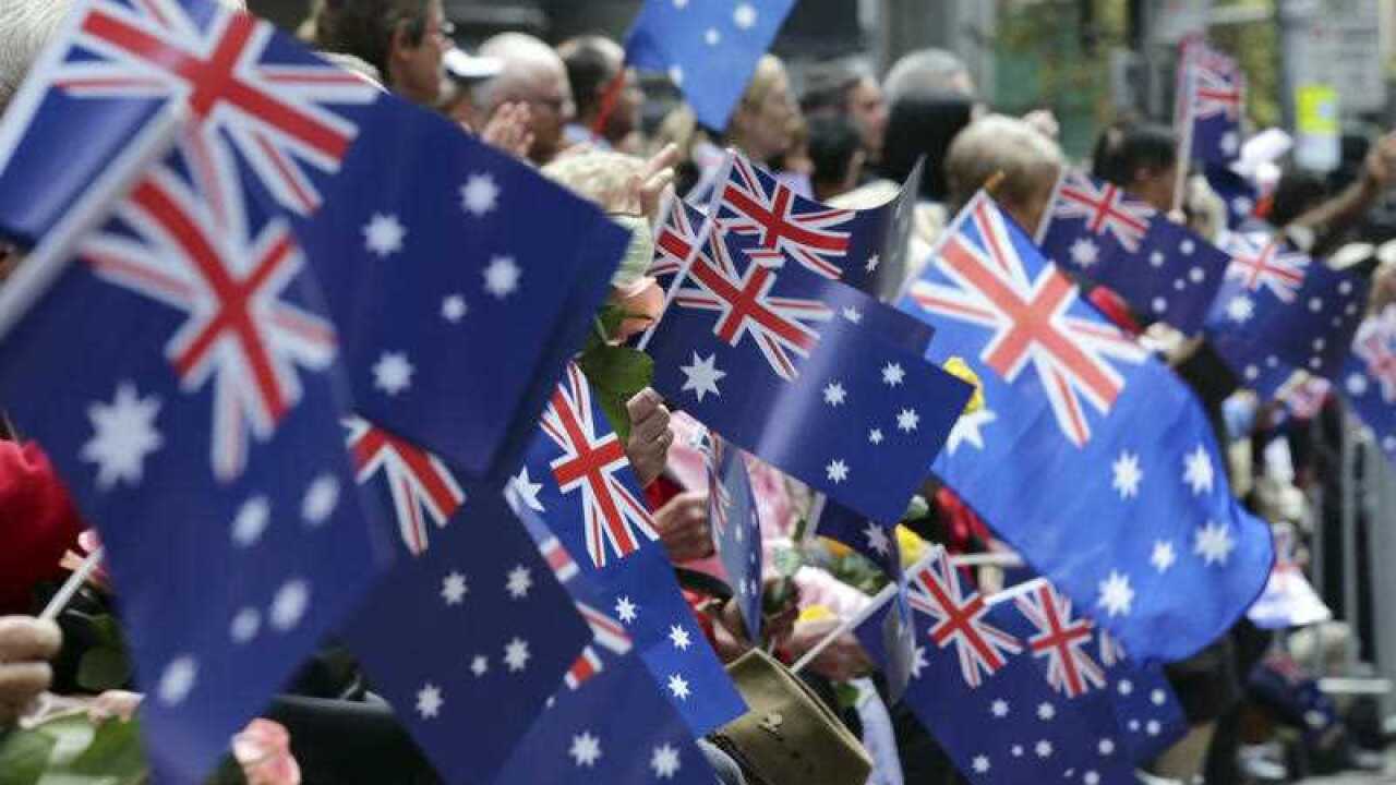 Image for read more article 'Tougher English test for prospective citizens 'highly problematic': government advisory body'