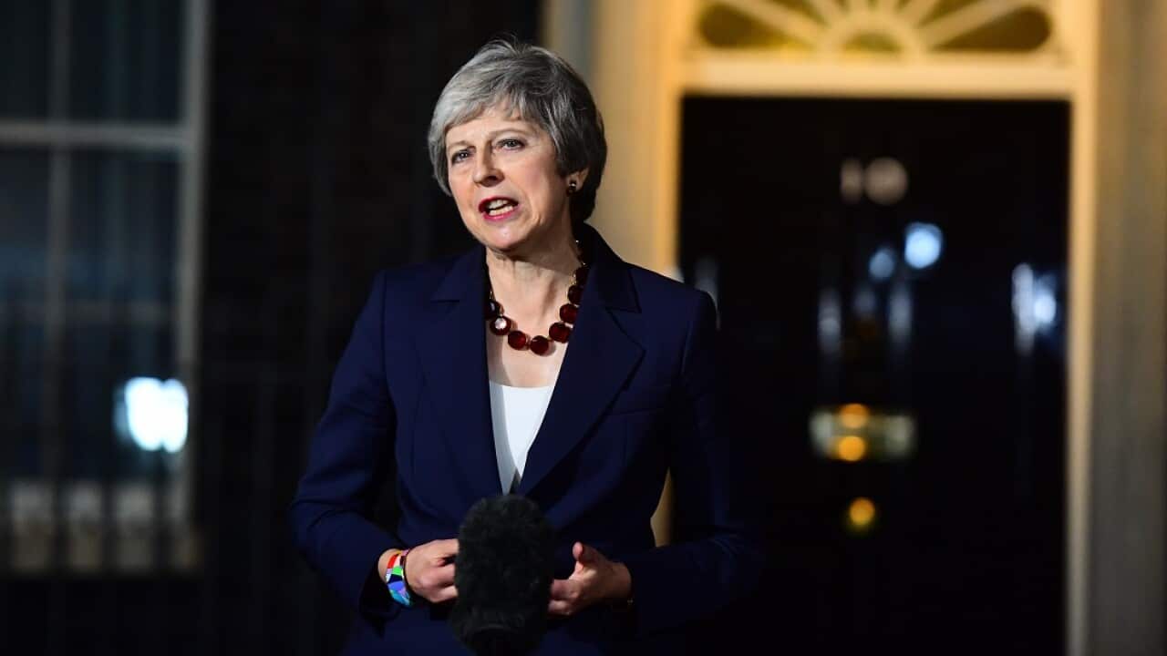 Prime Minister Theresa May makes a statement outside 10 Downing Street, London, confirming that Cabinet has agreed the draft Brexit withdrawal agreement 