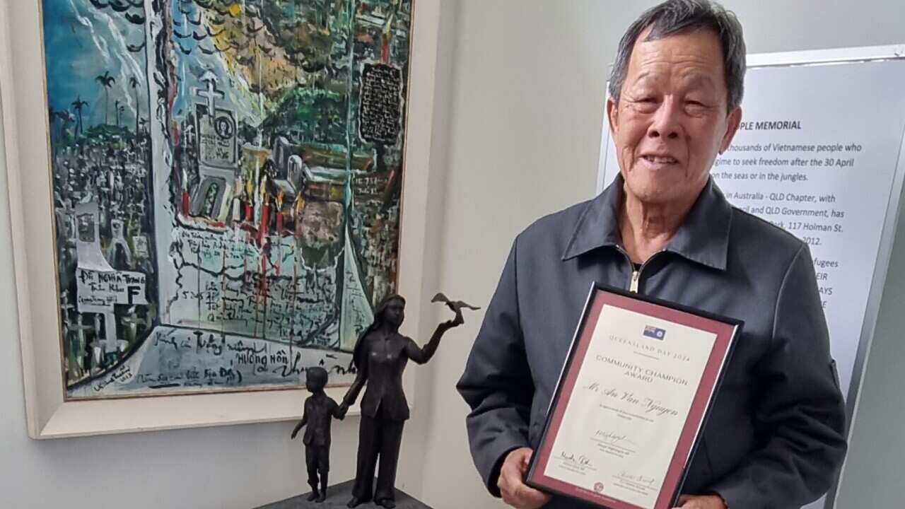 04 - Ông Nguyễn Văn Ẩn tại văn phòng CĐNVTD-Qld.jpg