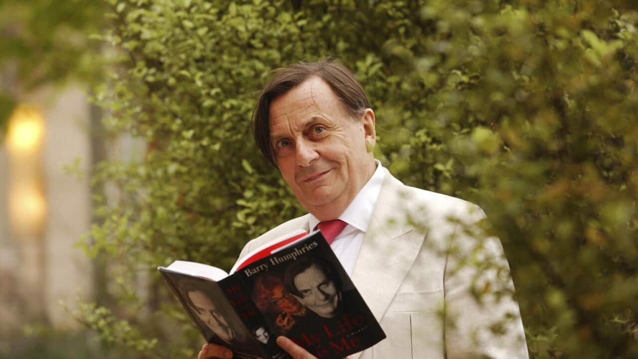 BARRY HUMPHRIES OBIT