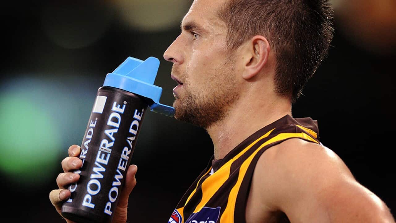 Hawks' AFL stars back to play Magpies