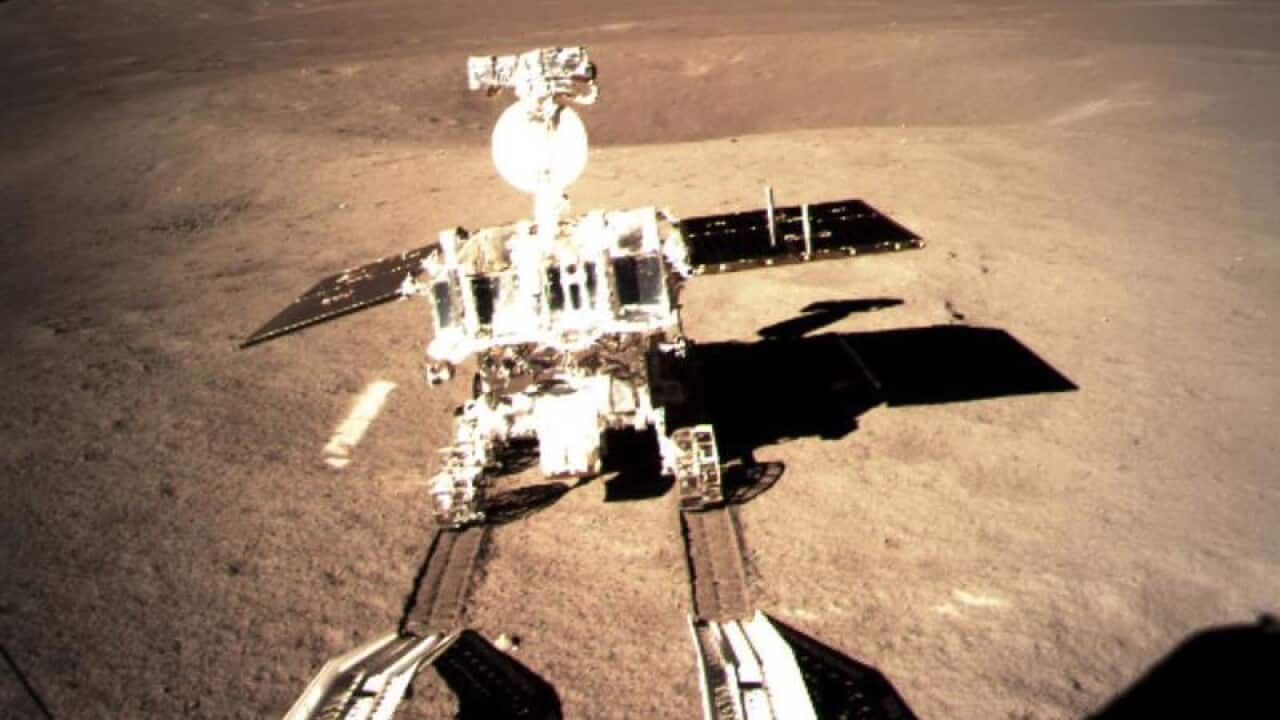 Jade Rabbit-2 leaving tracks on the moon