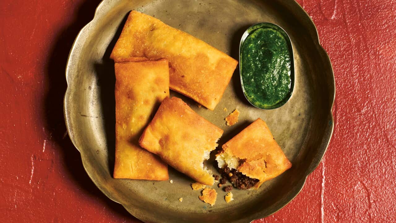 Bharat Samosa warqi 2200px.jpg