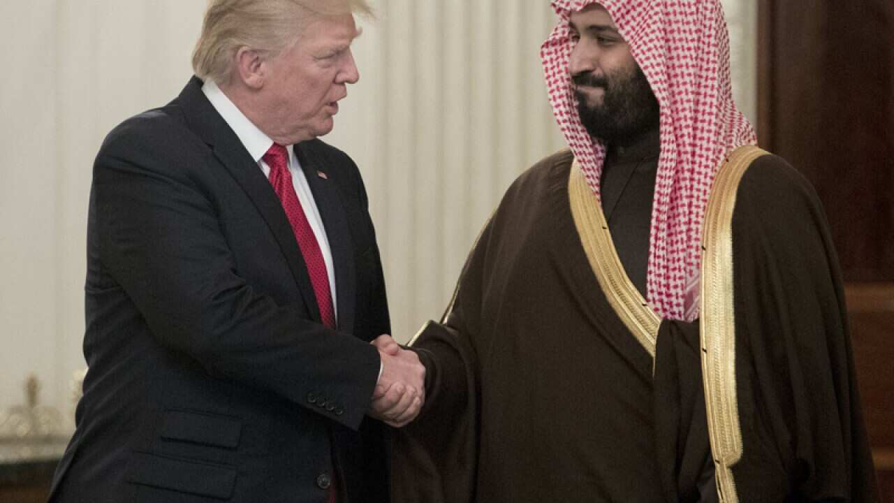 Donald Trump (L)and Mohammed bin Salman bin Abdulaziz Al Saud (R)