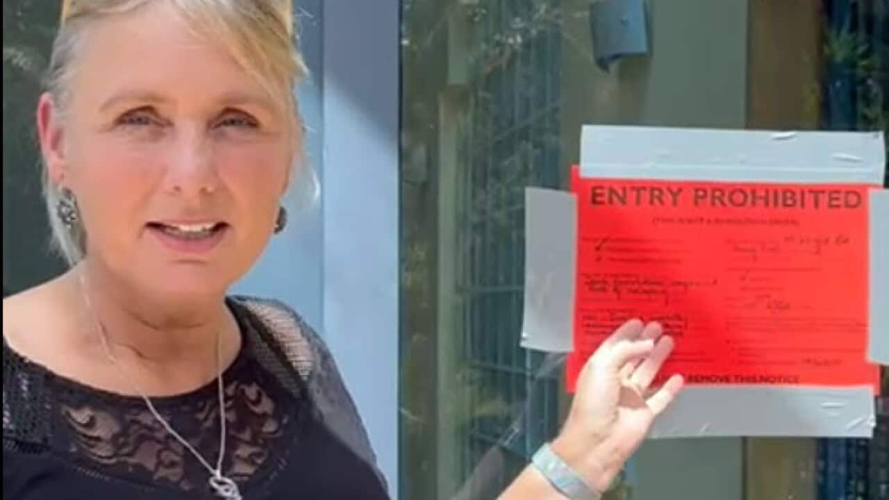 Albany (NZ), the house of Liesbeth Jong received a red sticker from authorities, 14/02/2023. 