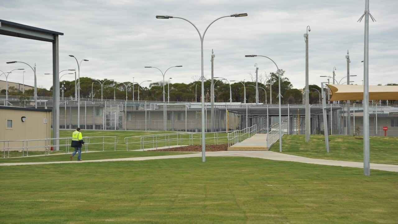 Detention_centre_130913.JPG