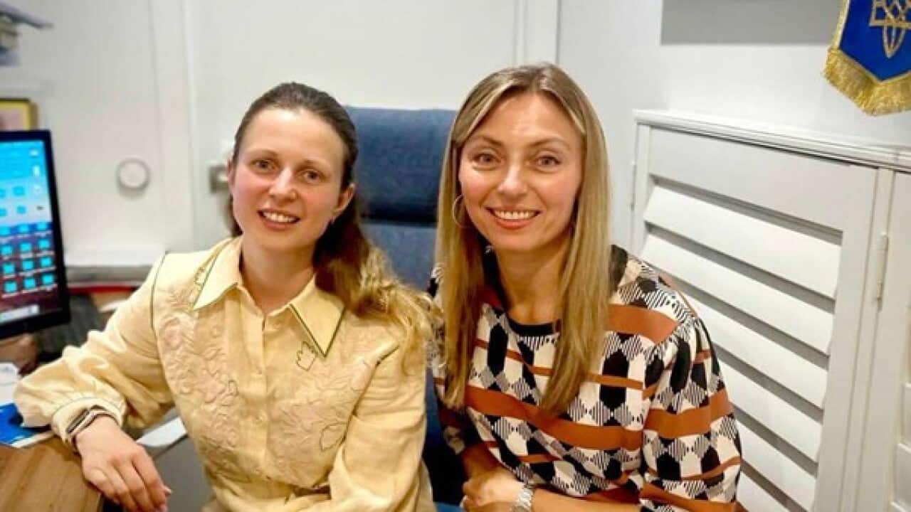 Luba Poshyvaylo and Nataliya Poshyvaylo-Towler in Melbourne.jpg