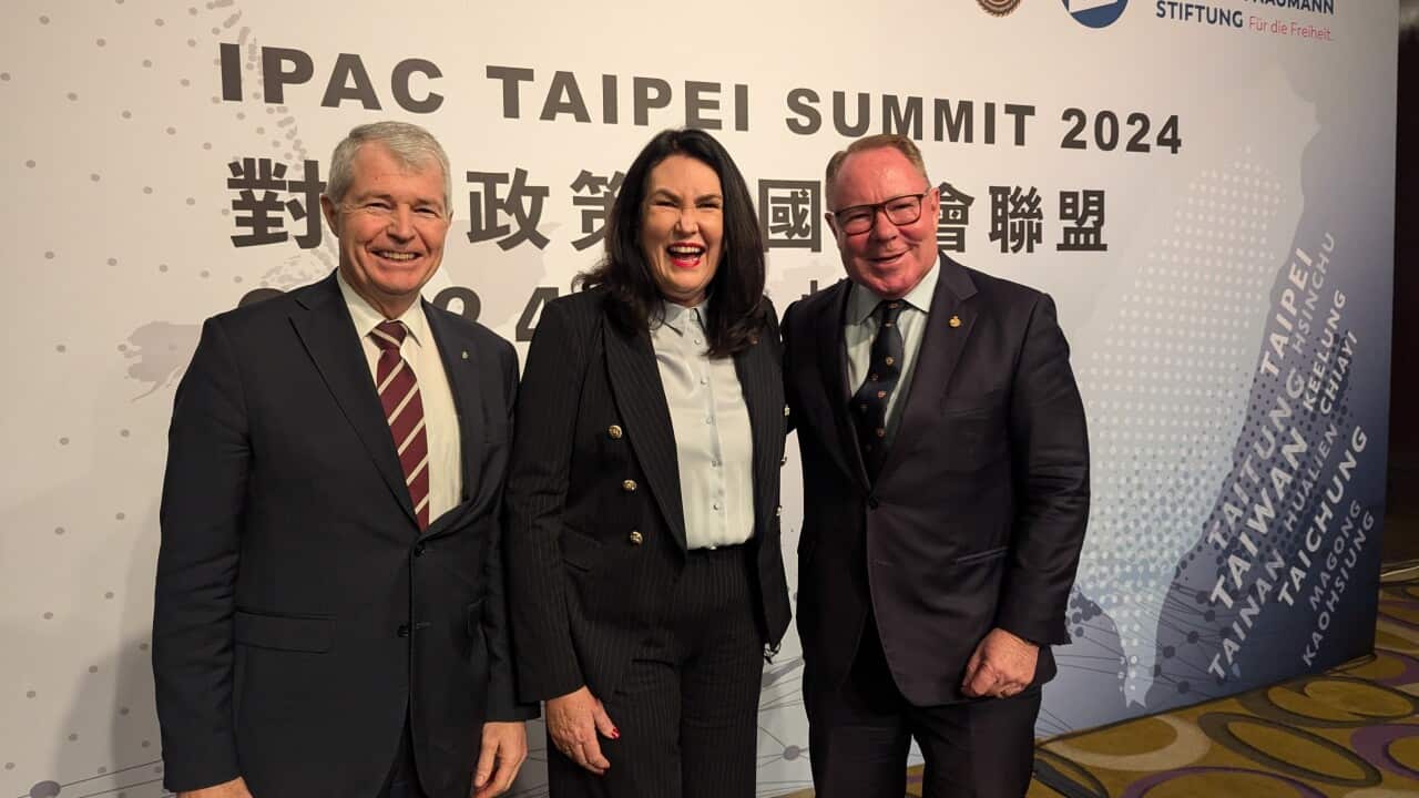 Deborah O'Neil, David Fawcett and Hugh McDermott in Inter-Parliamentary Alliance on China annual summit in Taipei