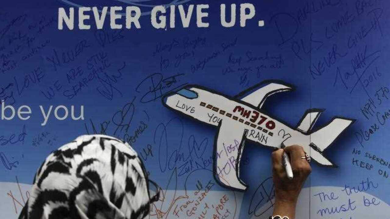 MH370