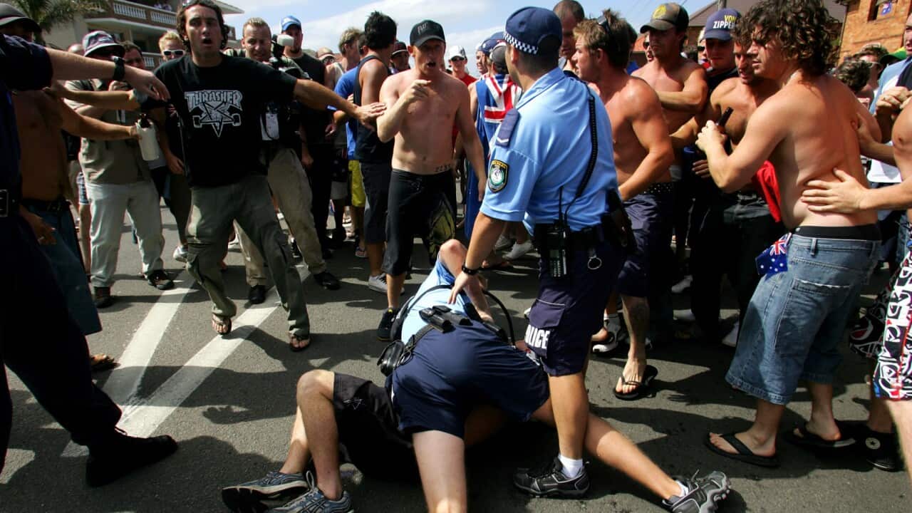 RIOT POLICE CRONULLA BEACH