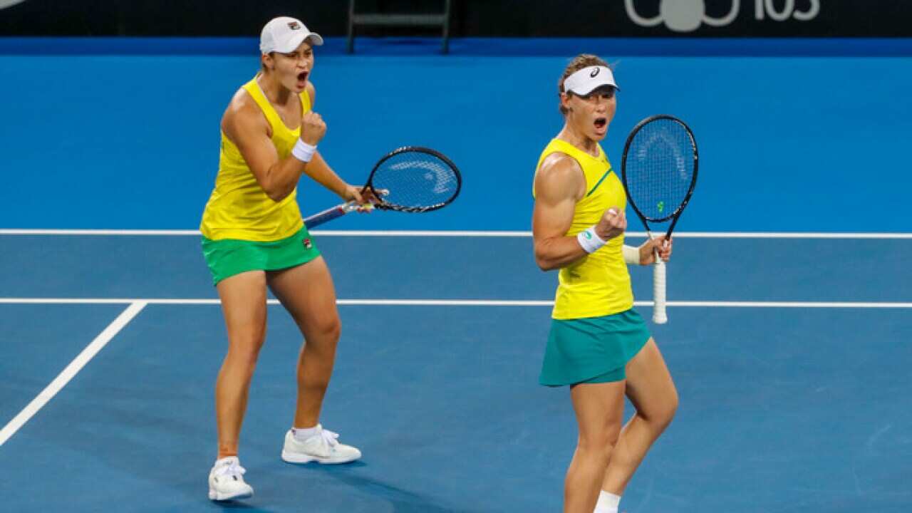 Sam Stosur (right) and Ash Barty