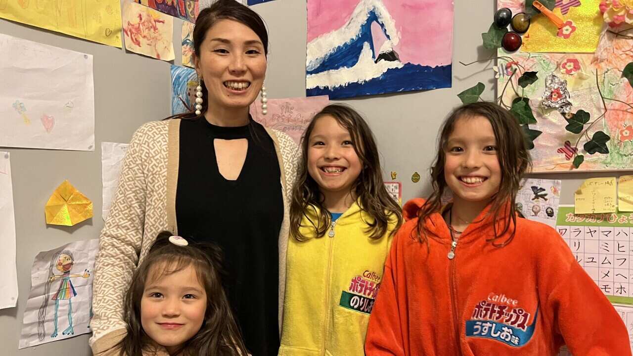 Minak, twins Vivian and Sunny and 5-year old Jasmine