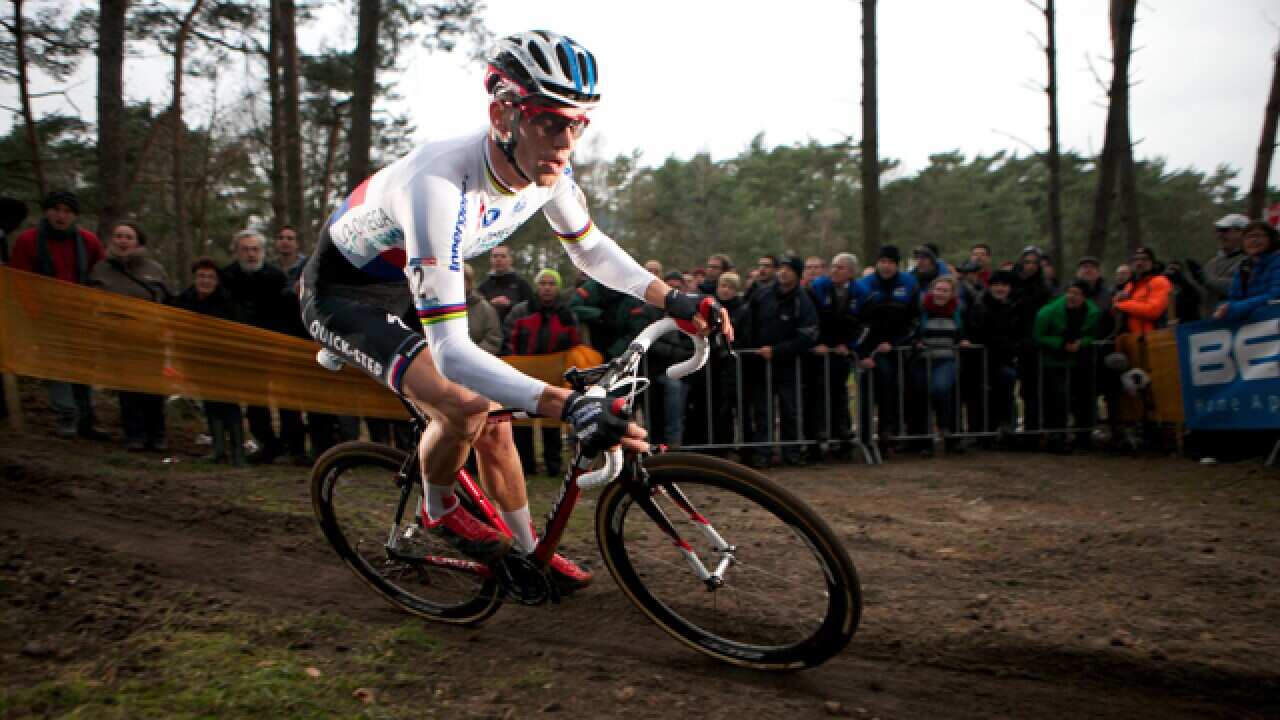 stybar_640_hamvas_946000795