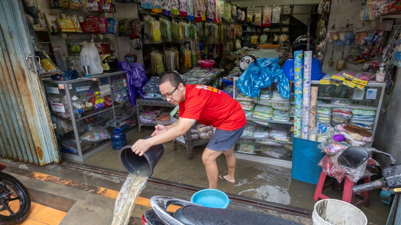 Heavy rain brings flooding in Bali