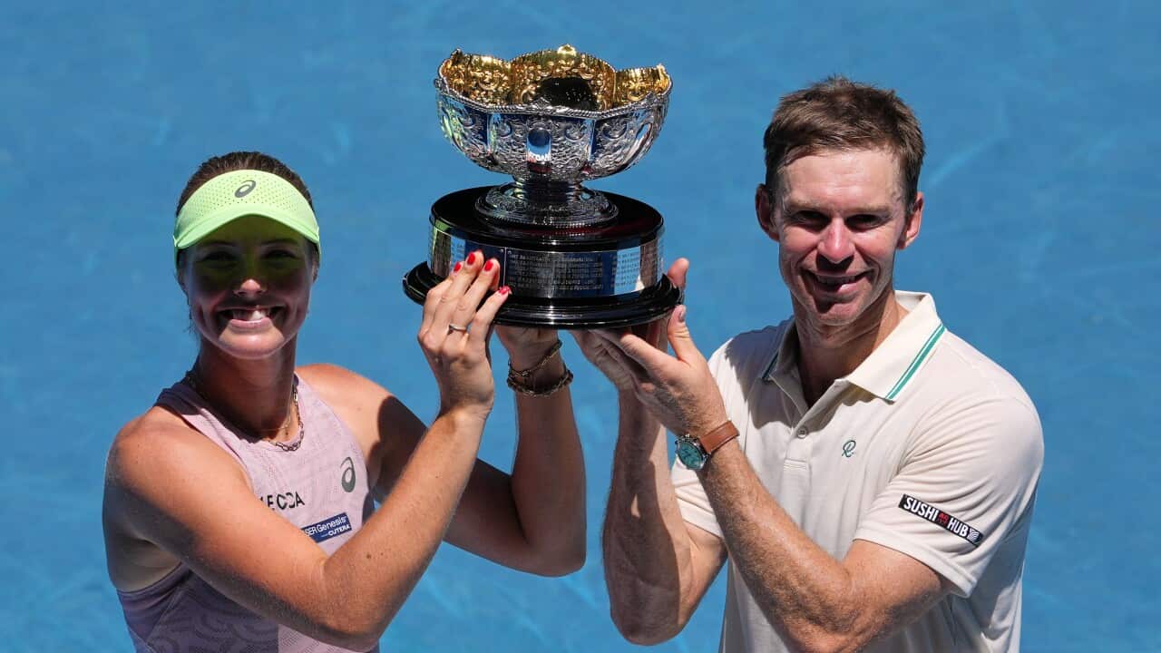 Olivia Gadecki,John Peers