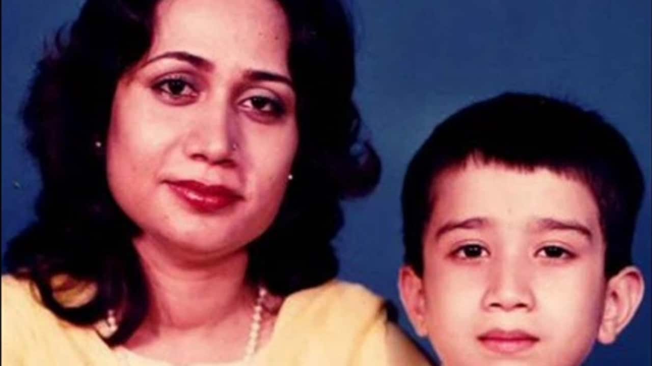 What memories does Parveen Shakir's son cherish of his beloved poet mother? | SBS Urdu