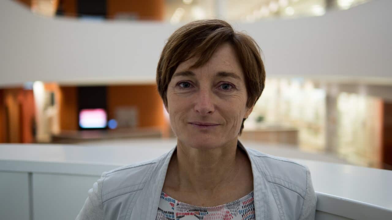 Originaire de Montpellier, Corinne Caillaud est professeur à l'université de Sydney. Elle était à bord du vol Londres-Sydney, testé par Qantas, dans le cadre de ses recherches sur les effets des vols long courrier sur la santé.
