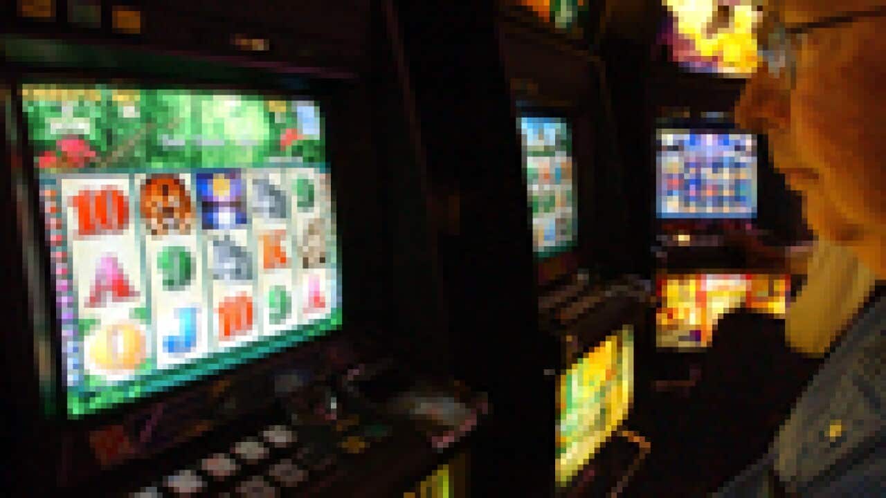 gambling_S_091021_aap_372052010