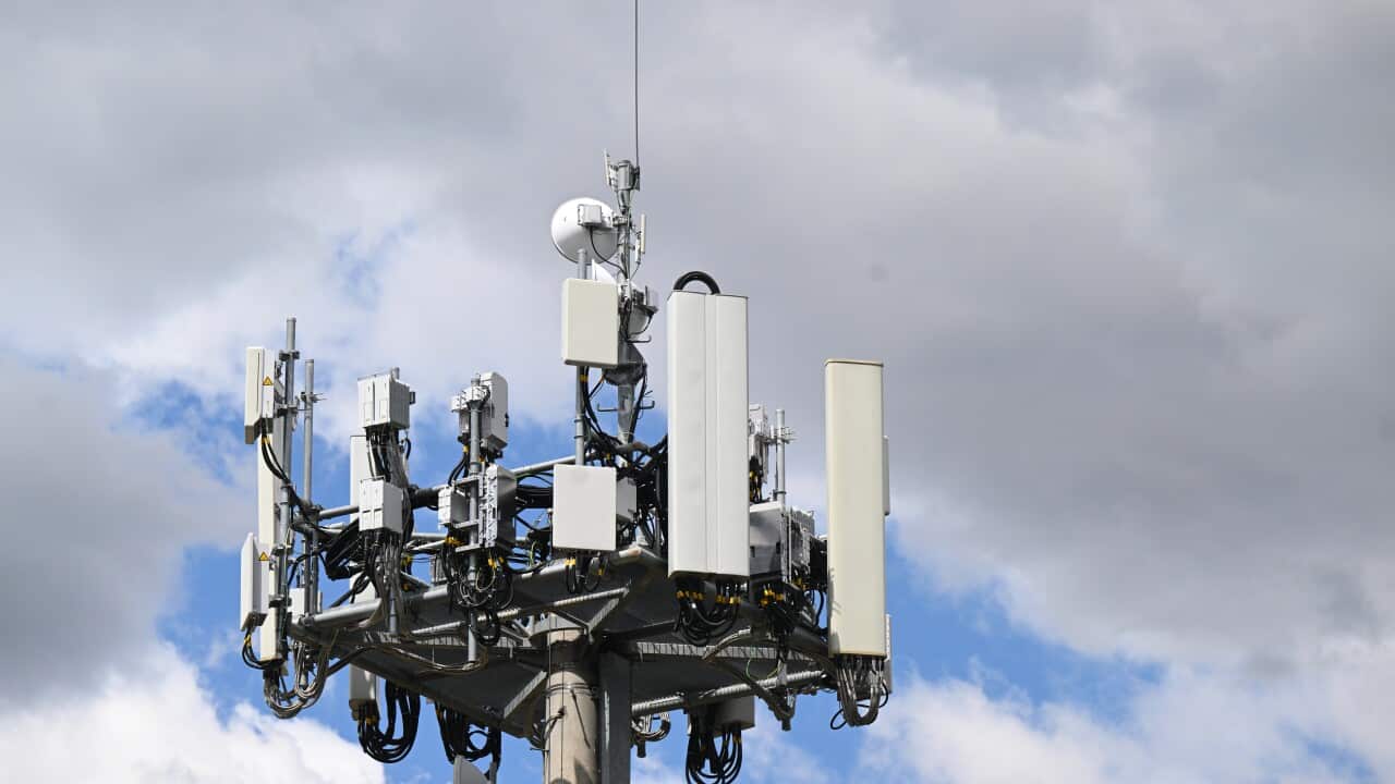 MOBILE PHONE TOWER STOCK