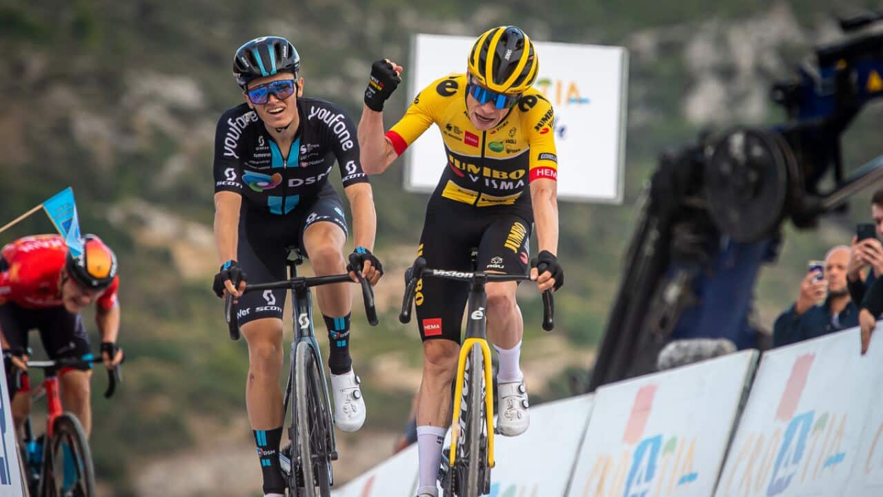 Weinggaard triomphe du sommet difficile pour remporter sa première victoire depuis le Tour de France Weinggaard triomphe du sommet difficile pour remporter sa première victoire depuis le Tour de France