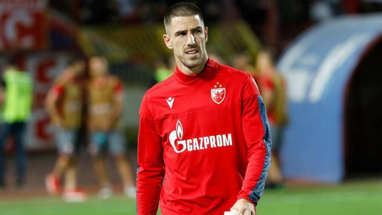 Milos Degenek