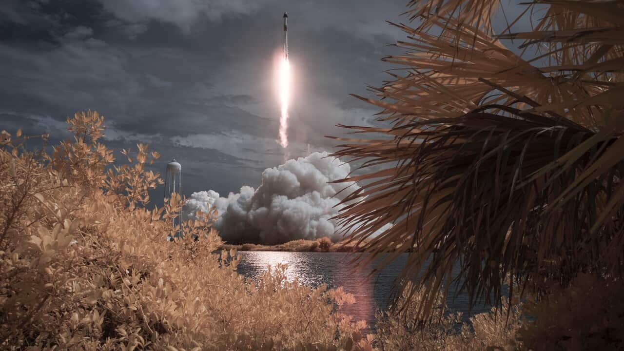 US SpaceX company successfully completed its launch of a manned rocket.