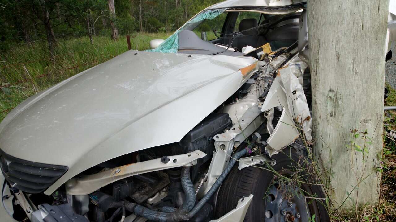 ັA sedan vs a post (Getty Images/John Clutterbuck)
