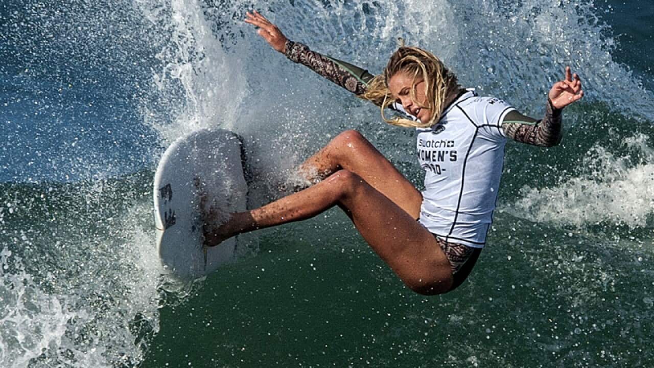 Laura Enever in action